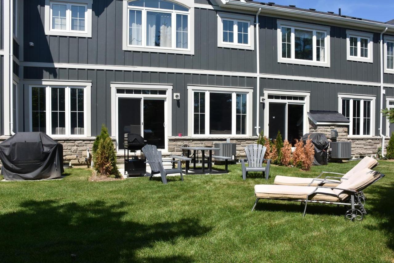 New Blue Mountain Village Snowbridge Executive Townhome Sleeps 10 With Outdoor Pool And Shuttle Nottawa Exteriör bild