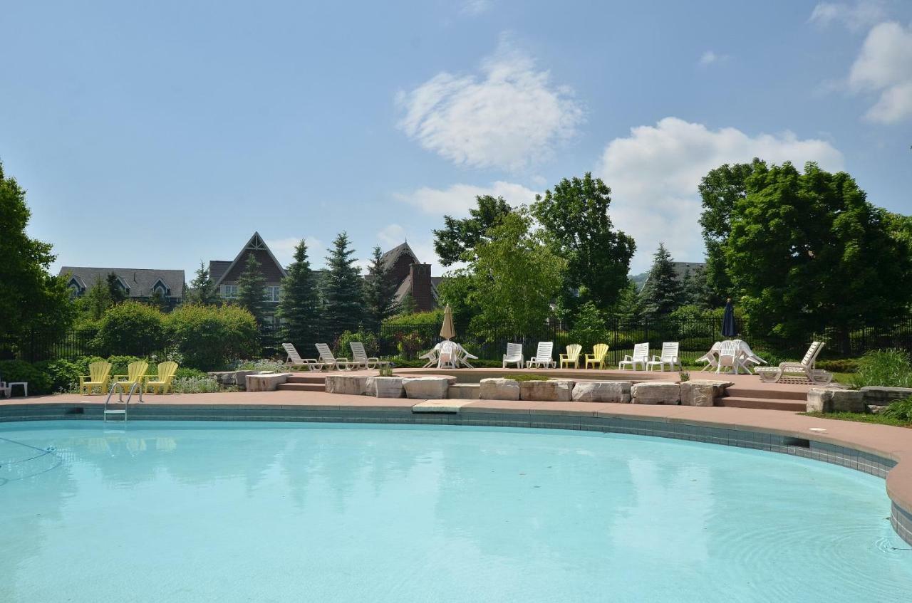 New Blue Mountain Village Snowbridge Executive Townhome Sleeps 10 With Outdoor Pool And Shuttle Nottawa Exteriör bild
